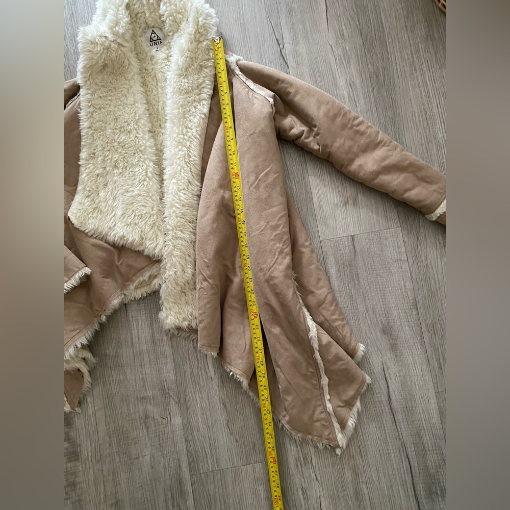 UNIF Chelsea Asymmetrical Shearling Open Front Coat Boho Hippie Penny Lane -Sz S - Picture 7 of 8